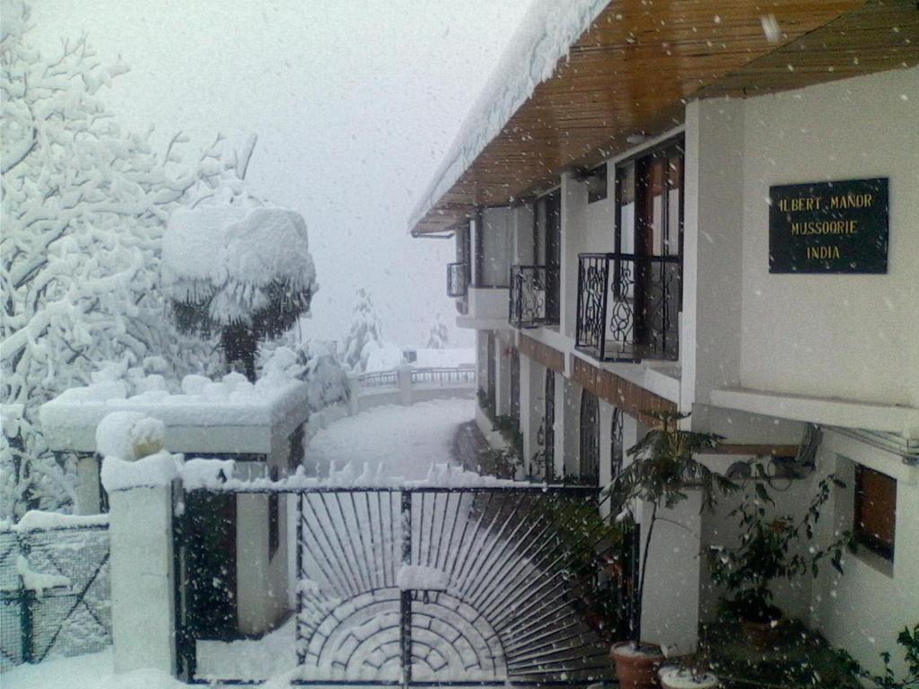 Ilbert Manor Hotel Mussoorie Exterior photo